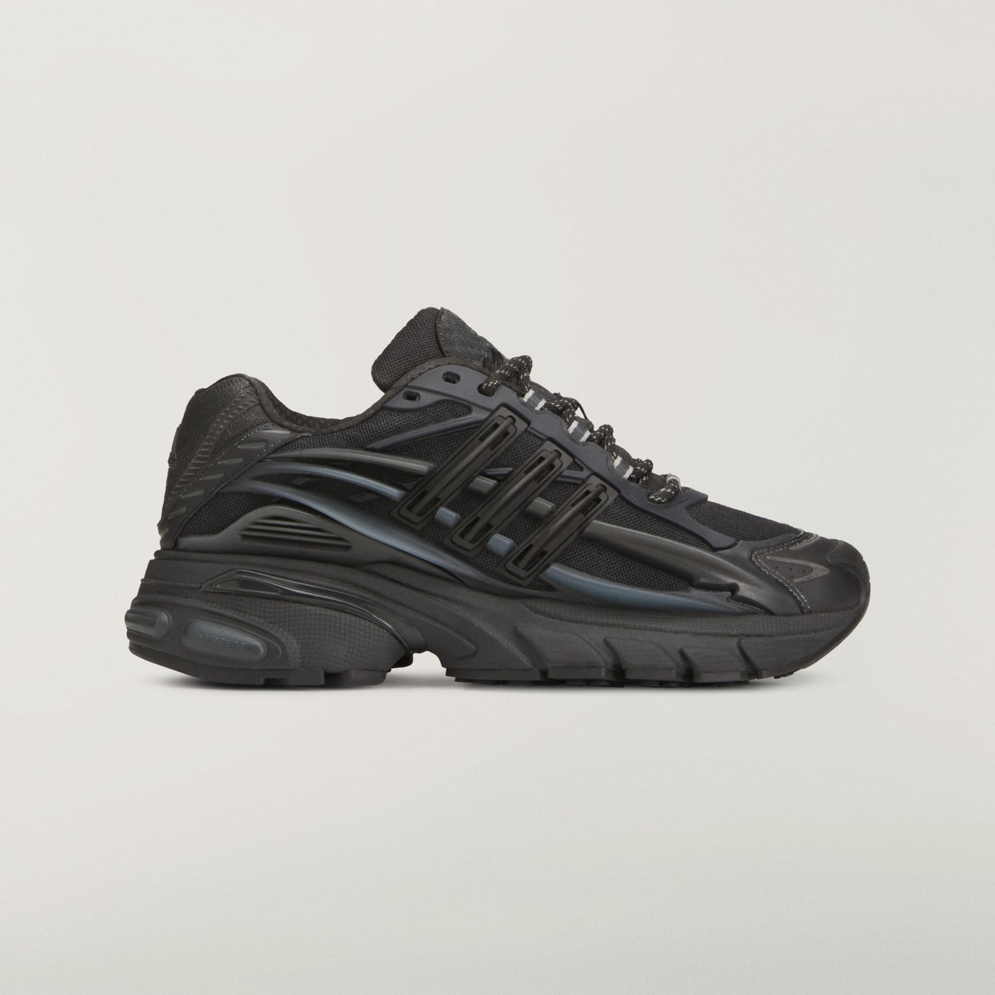 Pharrell Williams x adidas Adistar Jellyfish Triple Black KJ3841 
