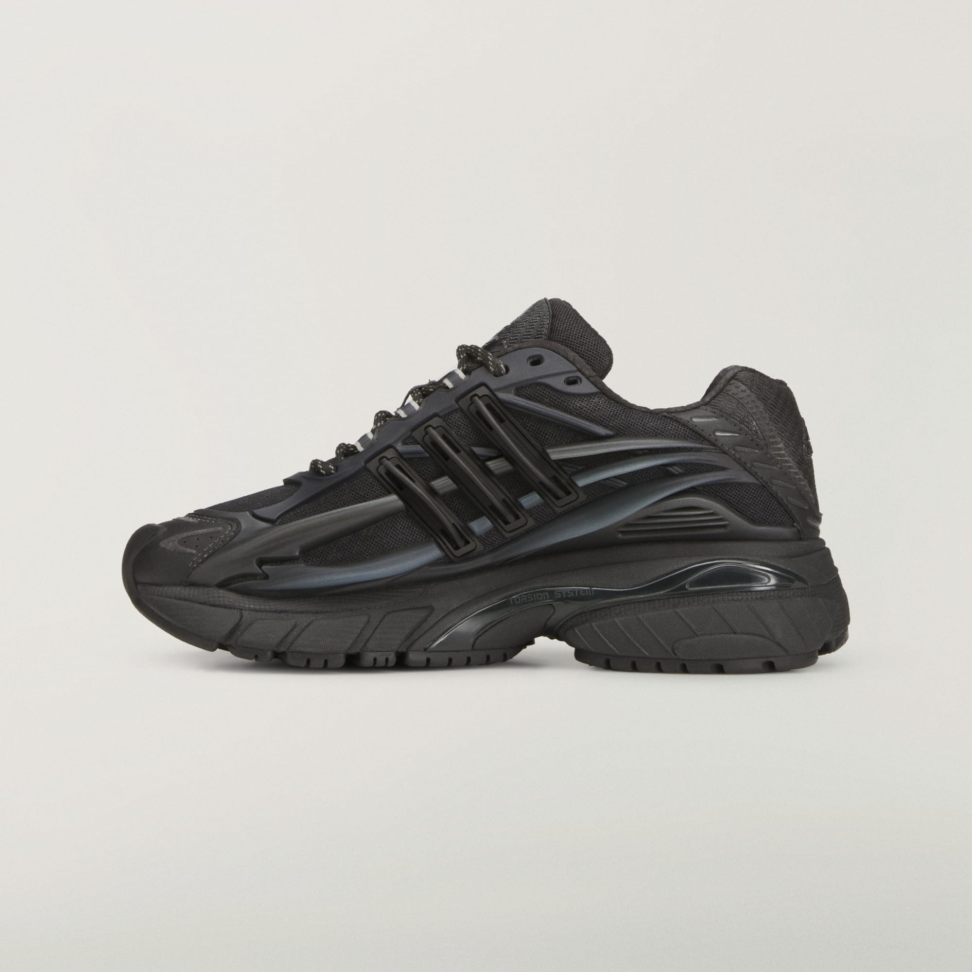 Pharrell Williams x adidas Adistar Jellyfish Triple Black KJ3841 