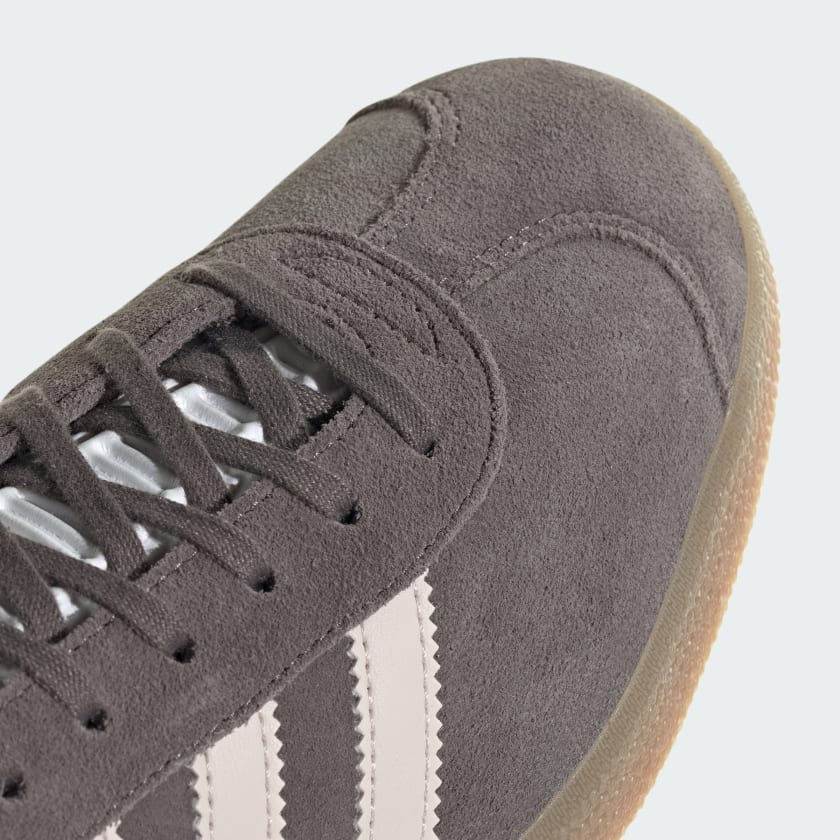 Real Madrid x adidas Originals Gazelle Third Kit IH2631