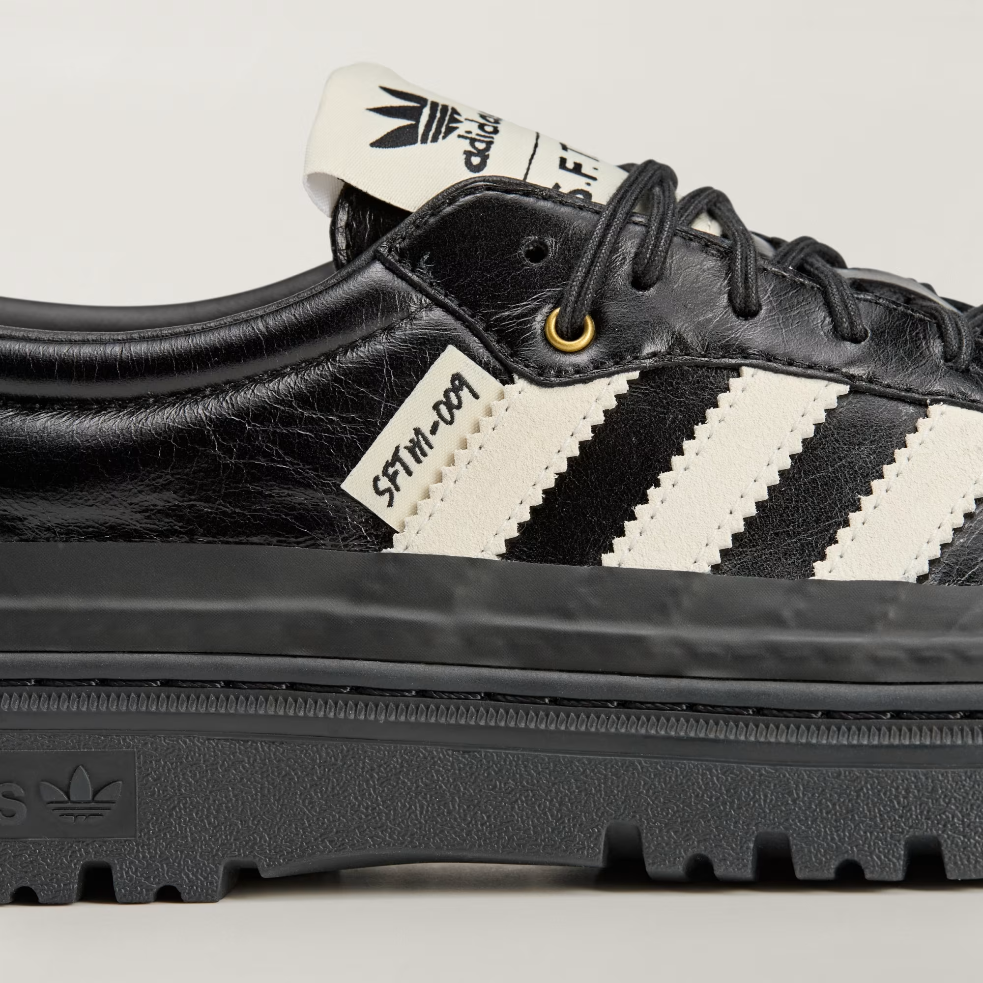 SFTM x adidas Originals Samba LX Freizeit Core Black KI4761 | More