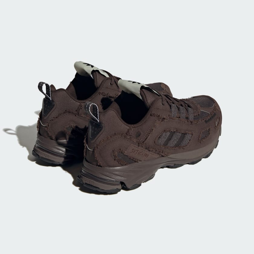 スニーカー adidas Originals SHADOWTURF SFTM SHOES ID4819 SFTM x adidas Originals Shadowturf Dark brown ID4819 | More
