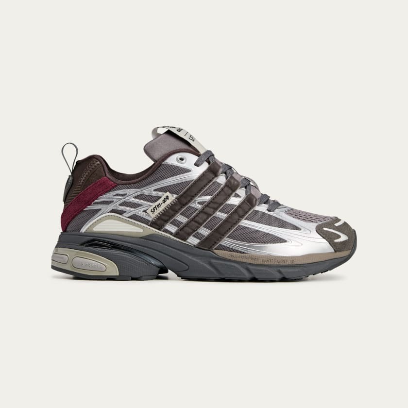 スニーカー DG CUSHION ARIA SNEAKERS adidas SUPERNOVA CUSHION 7 IRAK 