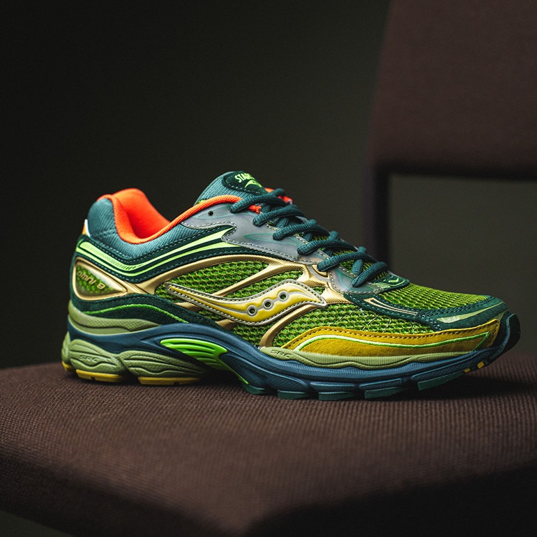 Saucony x Starcow ☆ ProGrid Omni 9 ‘Green Orange’ Sneaker_-Politics-