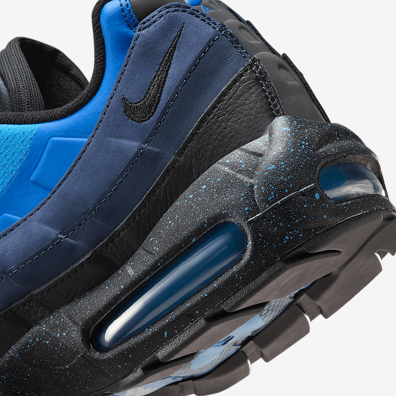 ナイキエアマックス95Stash　BlackandHarbor Blue27.5 Nike x Stash Air Max 95 - Obsidian / Black / Harbor Blue – Kith