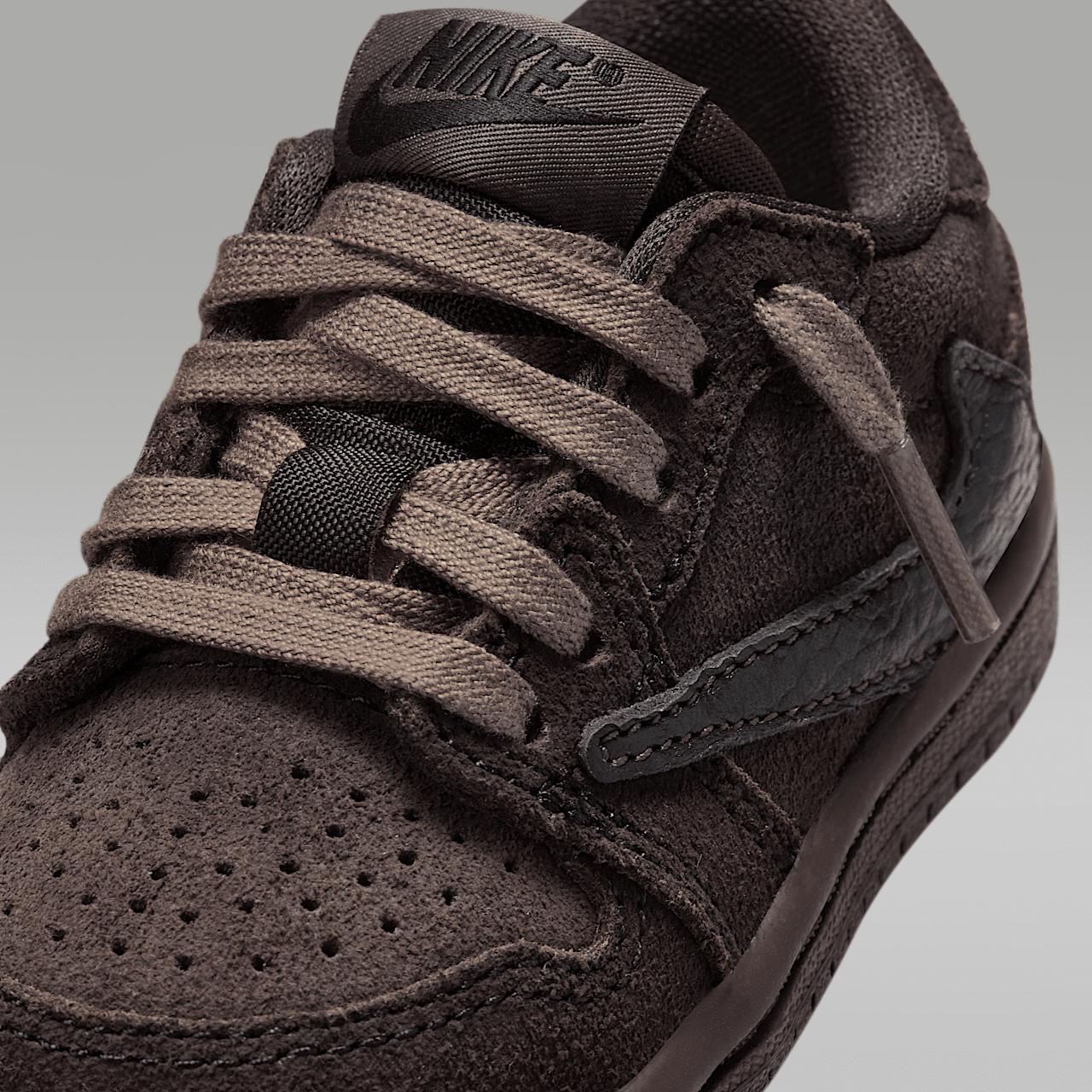 Travis Scott x Air Jordan 1 Low OG SP TD Velvet Brown DO5441-202