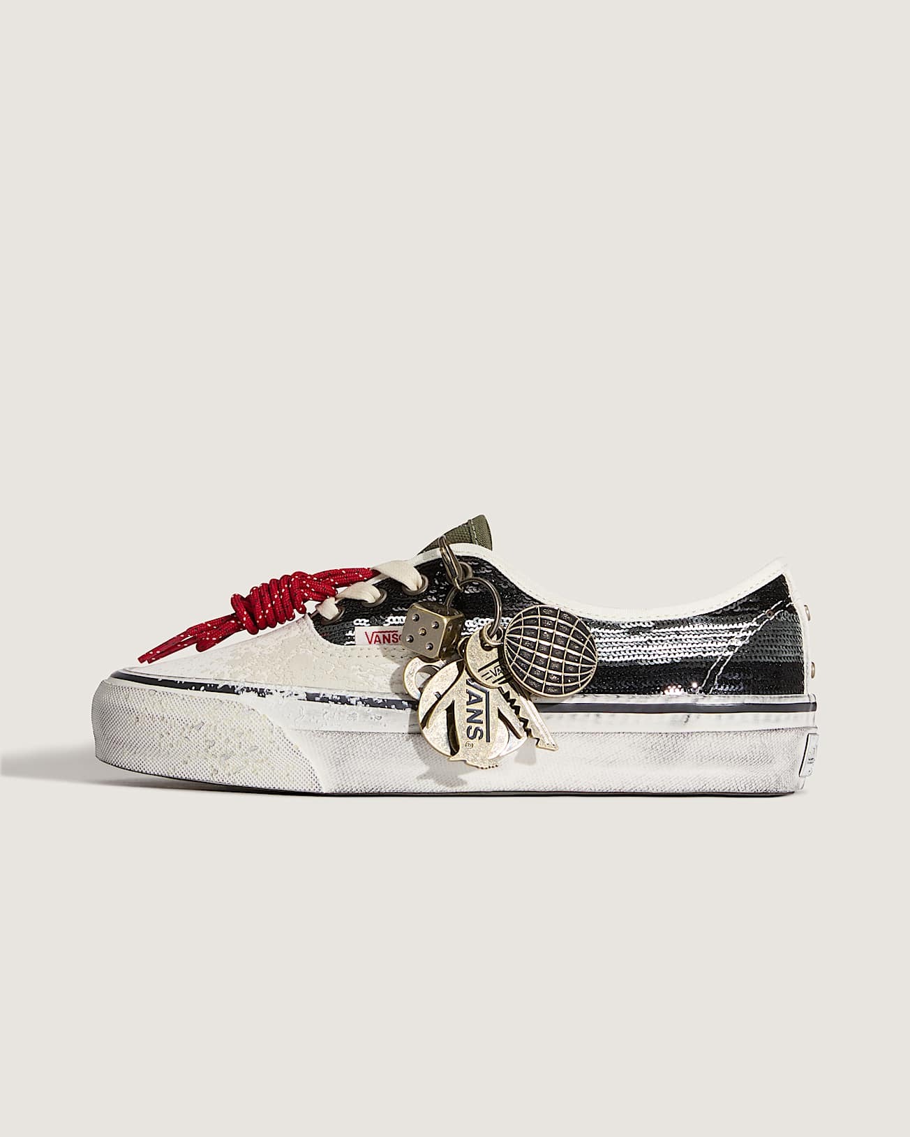 Vans Authentic Premium La Habana Black White - Charms Pack