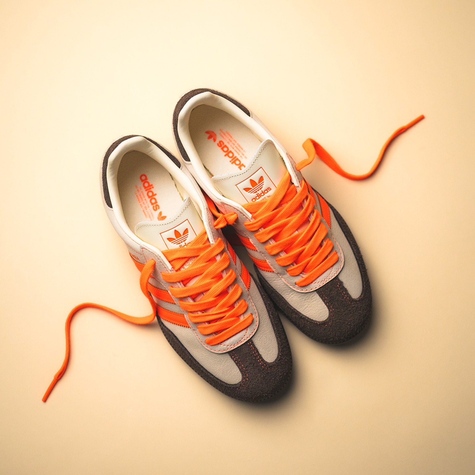 スニーカー ADIDAS Women Sneakers JI2732 ORANGE Orange adidas Samba OG Solar Orange Cream (Women's) - JI2732 - US
