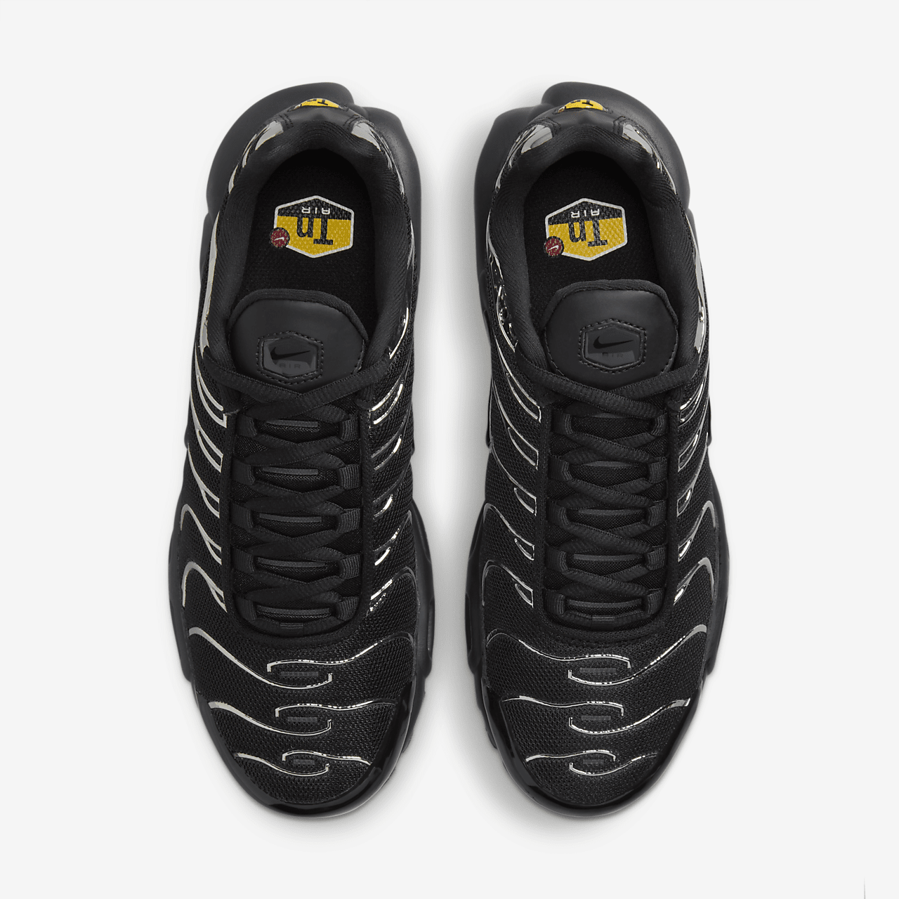 Womens Nike Air Max Plus SE Black Metallic Silver HJ9743-001