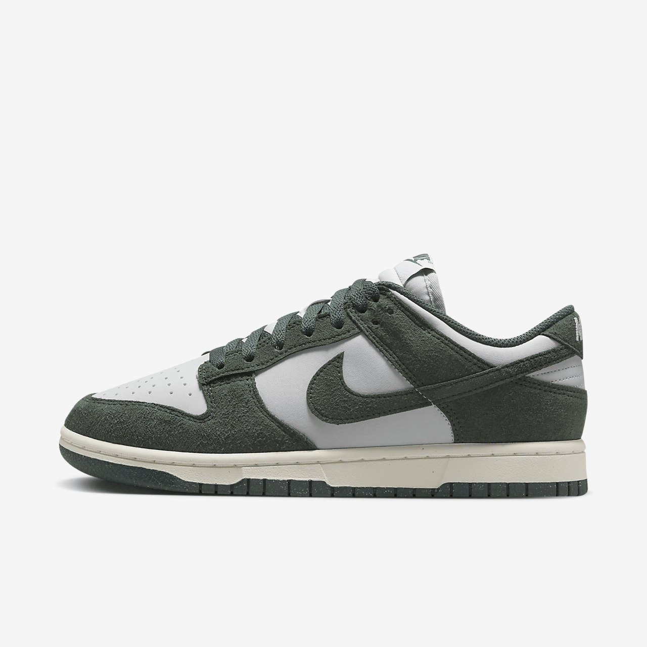 dunk low green womens