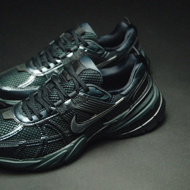 Womens Nike V2K Run Triple Black FD0736-001 | More Sneakers