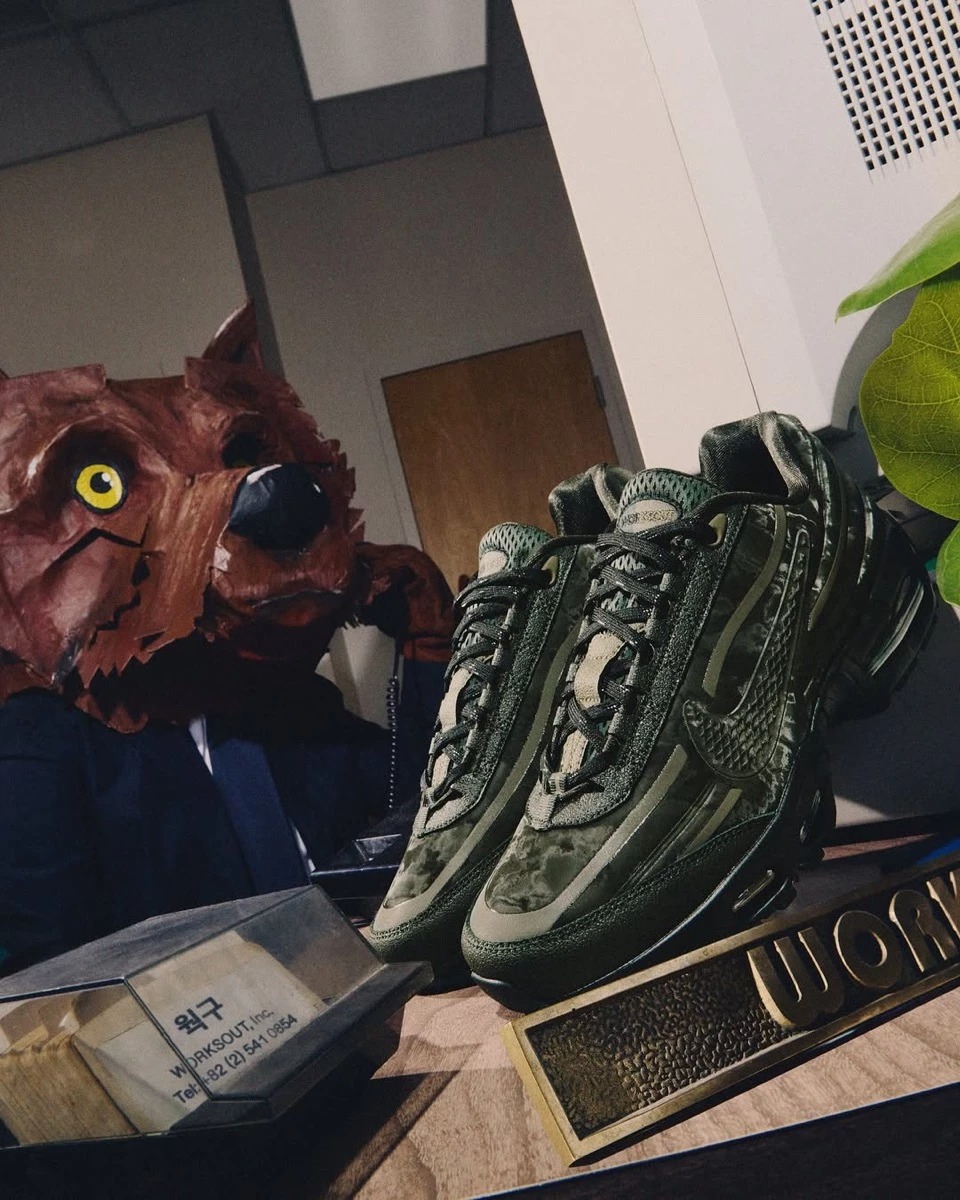 WORKSOUT x Nike Air Max 95 Medium Olive Uniform HQ0263-300